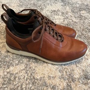 Johnston & Murphy XC4 Dress Sneakers